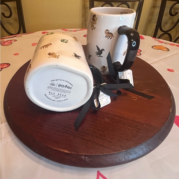 Set of Rae Dunn mugs. - Picture 5 of 6